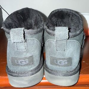 Ugg classic ultra mini